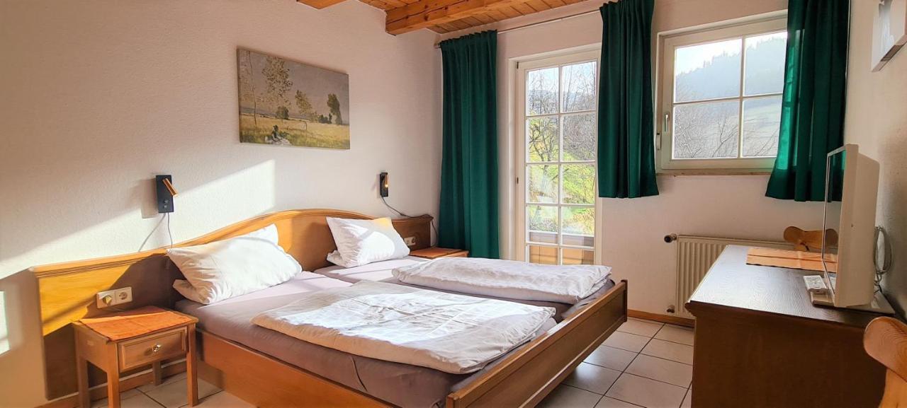Ehrenmaettlehof Faisst Apart otel Bad Peterstal-Griesbach Dış mekan fotoğraf